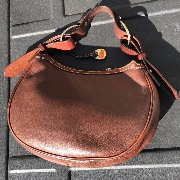 Dooney and Bourke Handbag - Picture 6 of 9